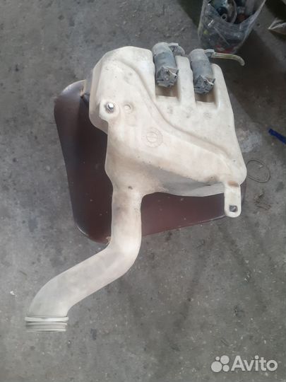 Бачек омывателя смайли