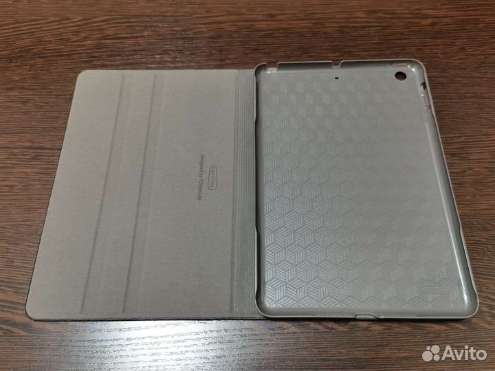 Чехол iPad