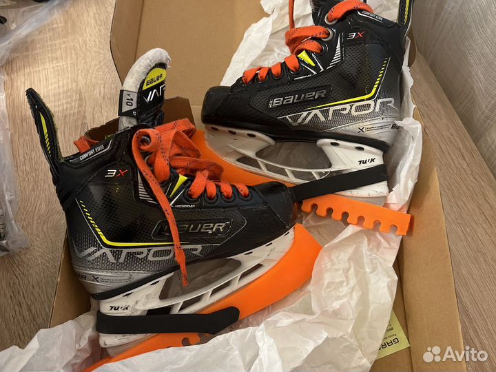 Хоккейные коньки детские bauer Vapor 3x 10