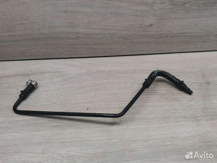 Патрубок системы охлаждения Mercedes C W203