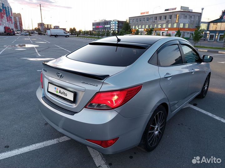 Hyundai Solaris 1.6 AT, 2015, 120 000 км
