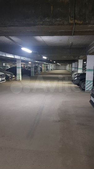 Машиноместо