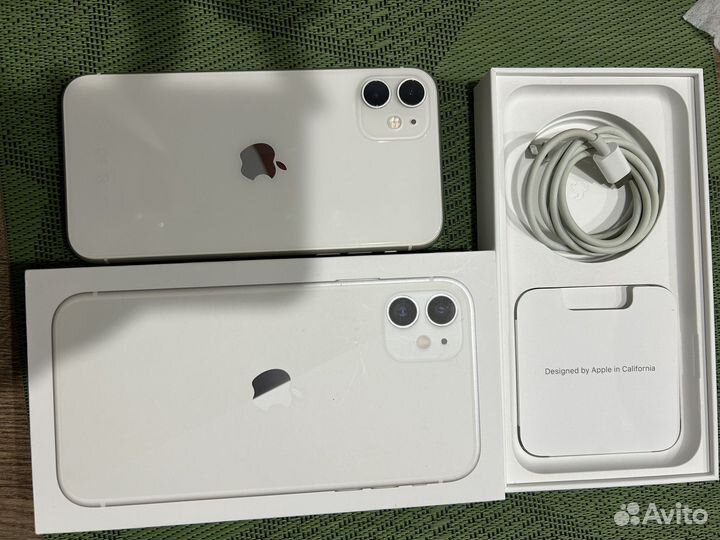 iPhone 11, 64 ГБ