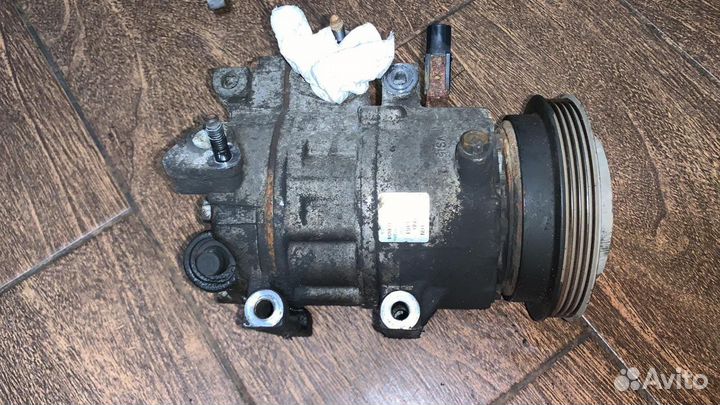Компрессор кондиционера Hyundai Sonata EF G4GC