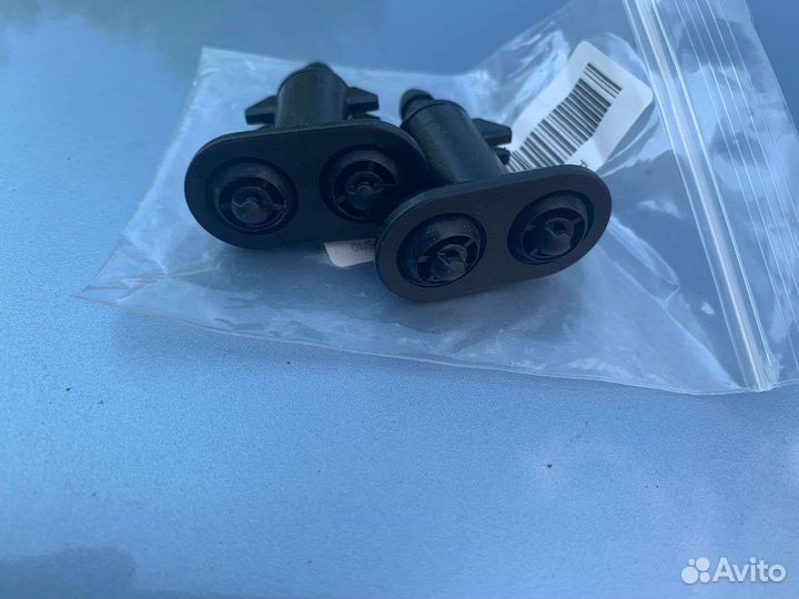 Форсунки омывателя фар Land Rover