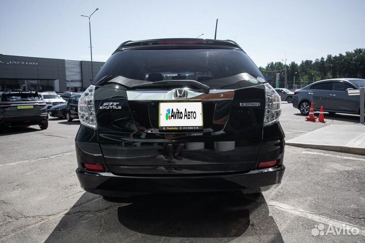 Honda Fit Shuttle 1.3 CVT, 2011, 153 000 км