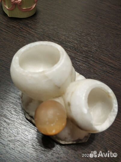 Грибы, мрамор