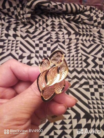 Кольцо из жёлтого золота