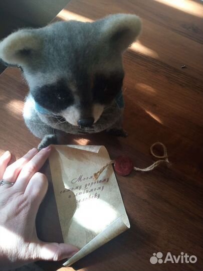 Енот игрушка сухое валяние ручная работа