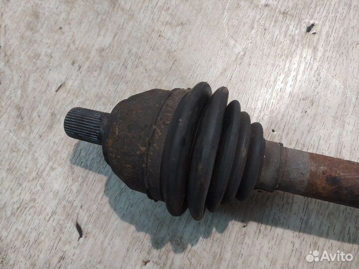 Привод правый в сборе Ford Focus 2, 1.6L, МКПП