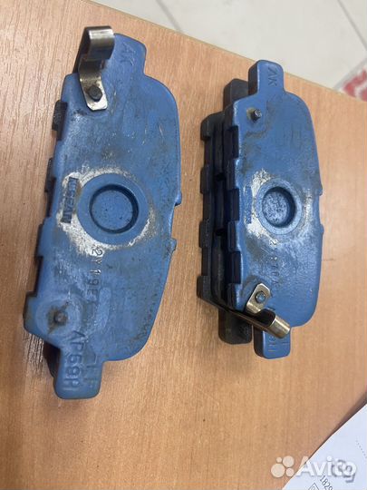 Тормозные колодки задние Nissan Juke