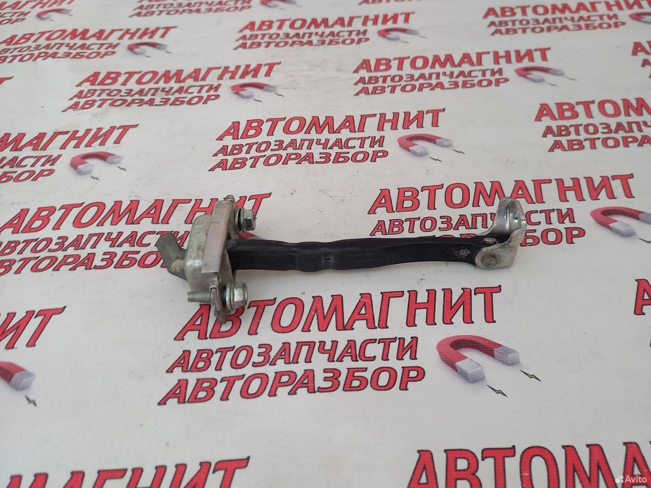 Ограничитель двери передней левой Тойота Рав 4 50