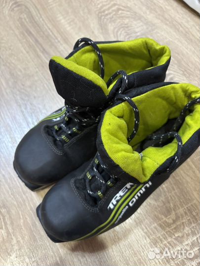 Лыжные ботинки классические