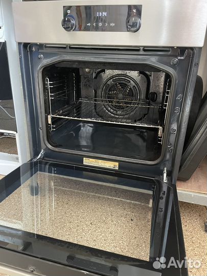 Духовой шкаф