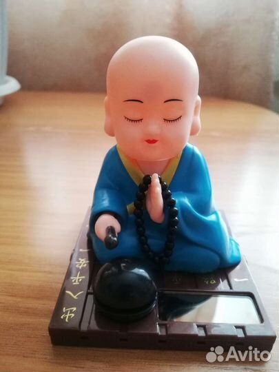 Маятник на солнечной батарее 