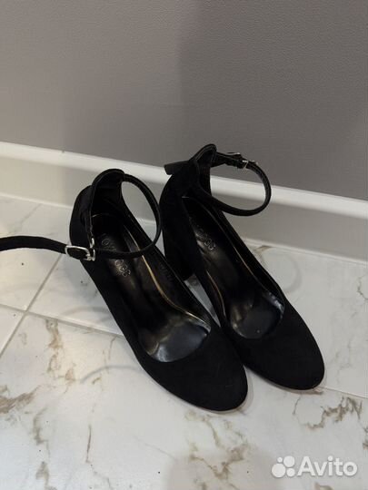 Туфли женские 35 размер