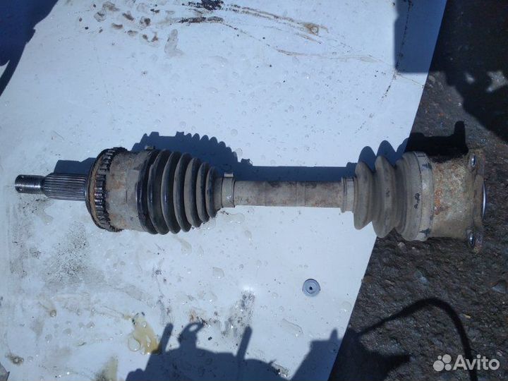 Б/У Вал приводной (Полуось) В хорошем состоянии