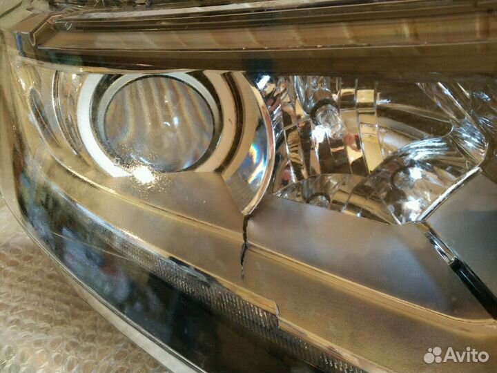 Фара правая Outlander 3