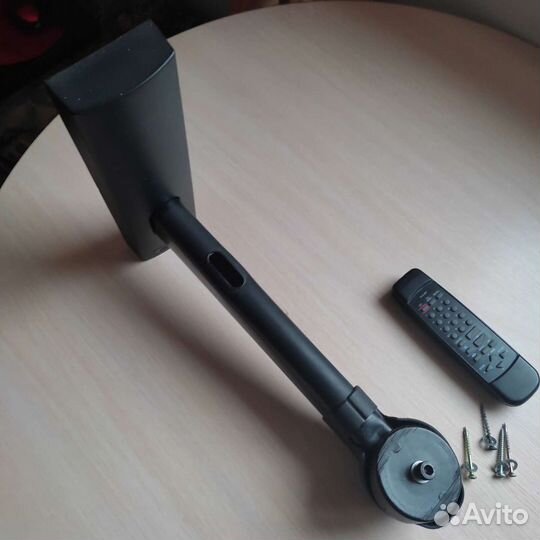 Подставка настенная для телевизора до 40 кг