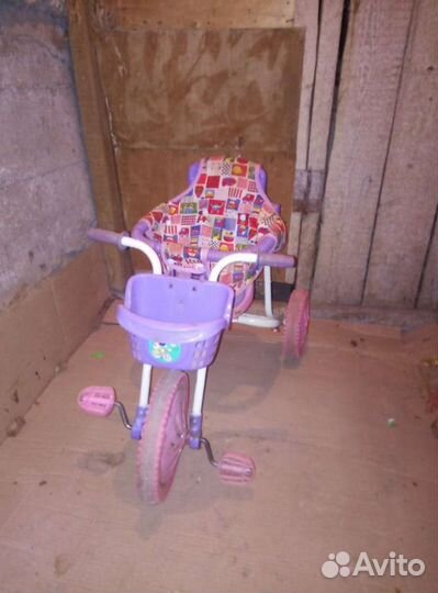 Трехколесный велосипед