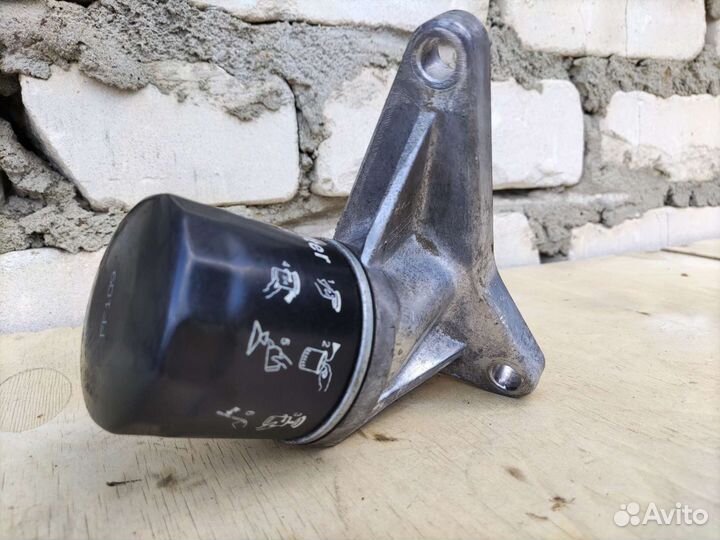 Кронштейн масляного фильтра Kia Sportage 1