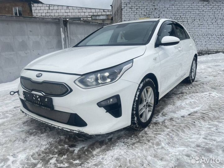 Автомобиль на запчасти Kia Ceed хэтчбек 1.6 AT