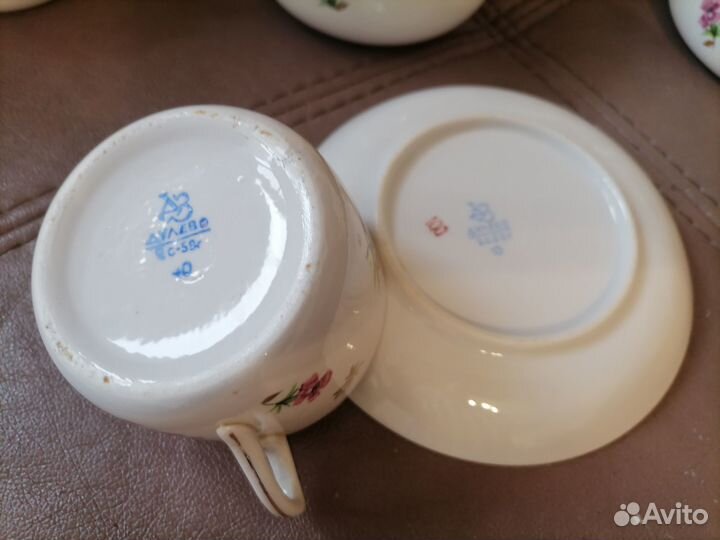 Сервиз дулево гвоздики (1958 г) не полный