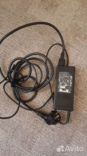 Зарядное устройство для ноутбука