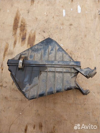 Корпус воздушного фильтра субару форестер sf5