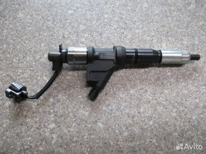 Форсунка с.н. 02011 hino 23670-E0341