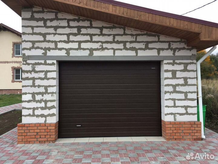 Секционные ворота