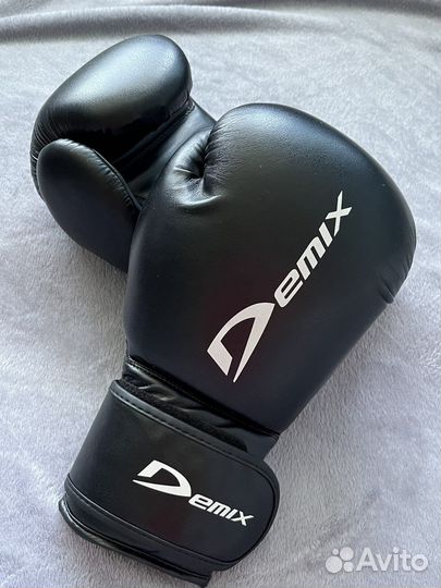 Боксерские перчатки взрослые