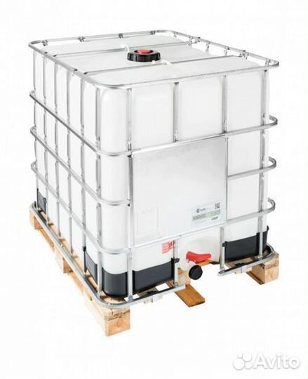 Еврокуб Новый на деревянном поддоне для воды