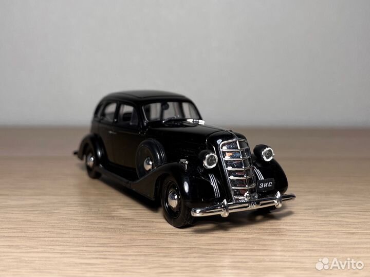 Модель Зис 101 правительстванный лимузин 1:43