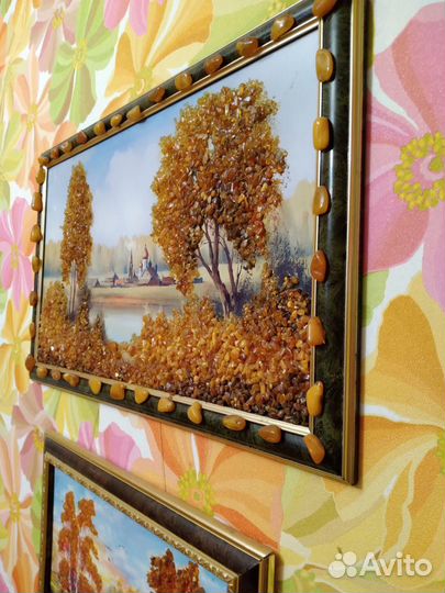 Картины из янтаря
