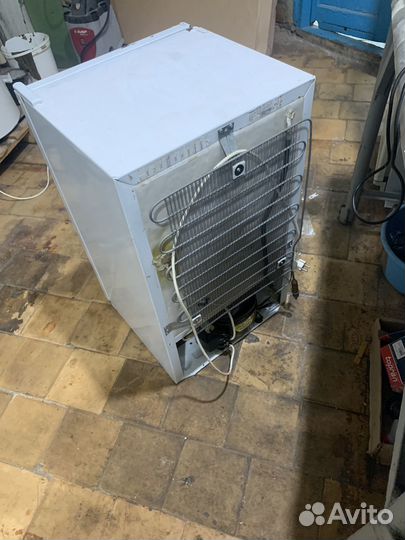 Холодильник бу маленький