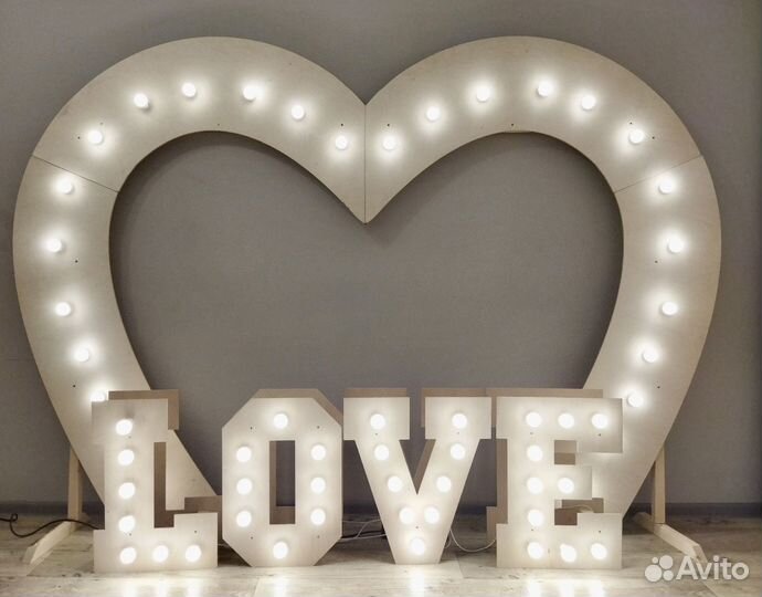 Арка сердце с фонариками