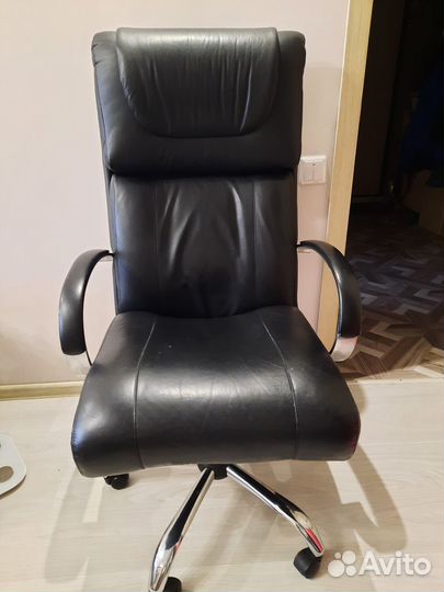 Продаю компьютерное кресло