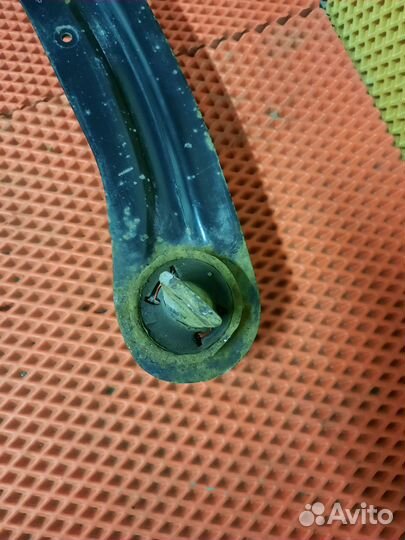 Рычаг продолный задний правый Ford Focus 2