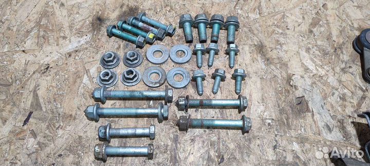 Комплект болтов передней подвески Audi A4 B6/B7