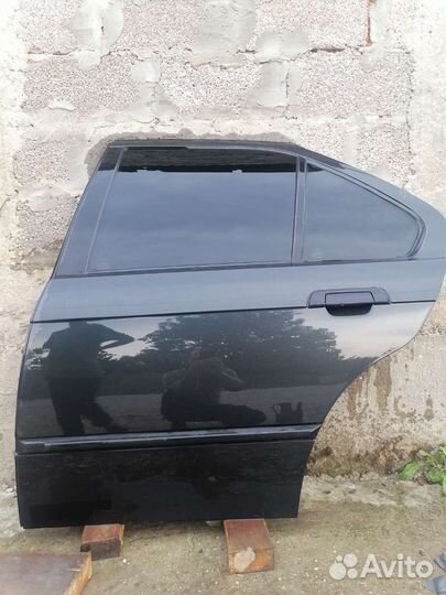 Двери бмв е36 комплект 4 шт. Седан