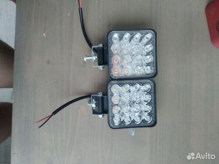 Фанари фсо трёхцветные. Есть режим стробоскоп