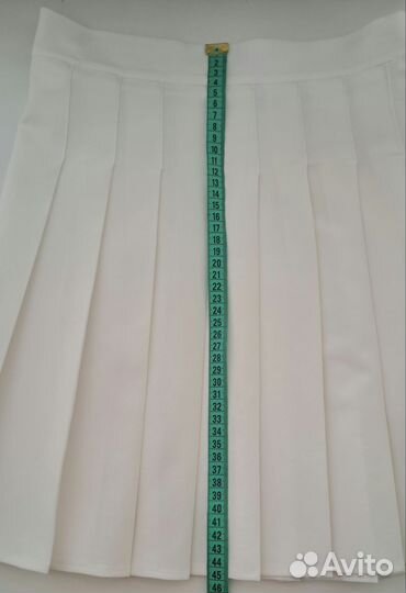 Юбка в складку белая