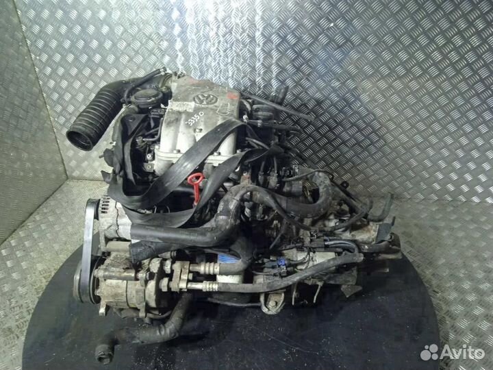 Двигатель AEK Volkswagen Golf 1.6 бензин