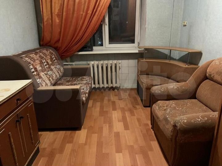 Комната 15 м² в 4-к., 5/5 эт.