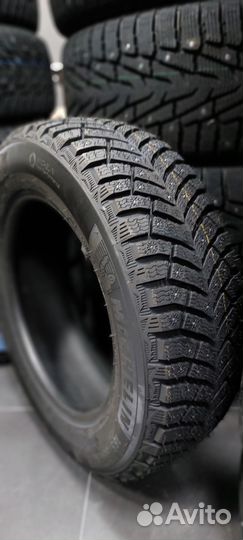 Michelin X-Ice North 4 205/55 R17 95T