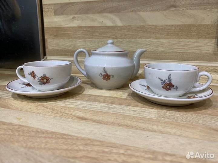 Набор детской фарфоровой посуды для коллекции