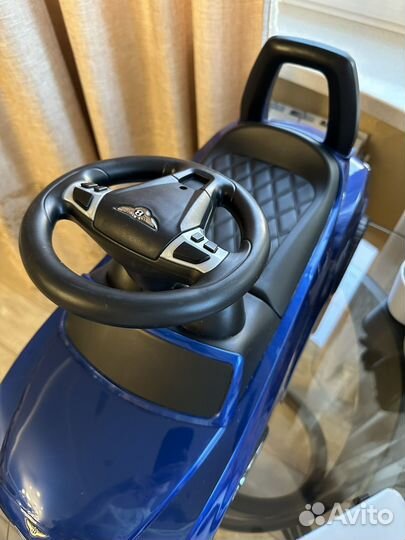 Машинка-каталка bmw