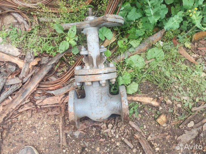 Продам задвижки