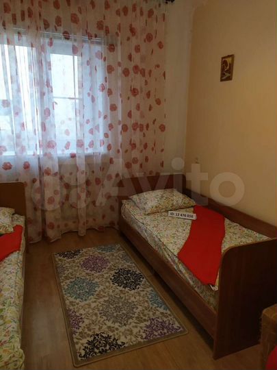 Комната 15 м² в 7-к., 1/3 эт.